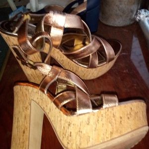 Vince Camuto Gold and Cork heels